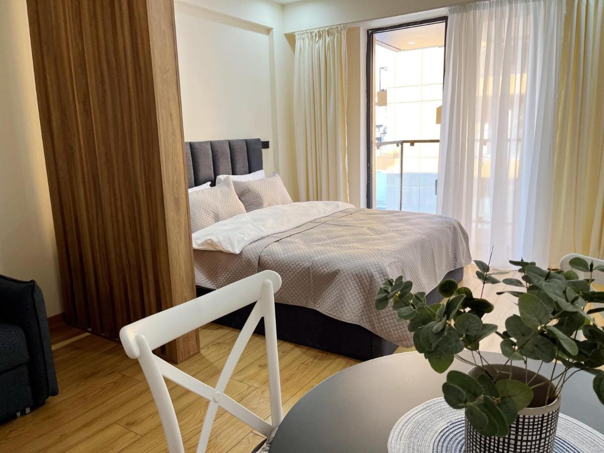 Delux Apartment Next To Ice Rink 古多里 外观 照片