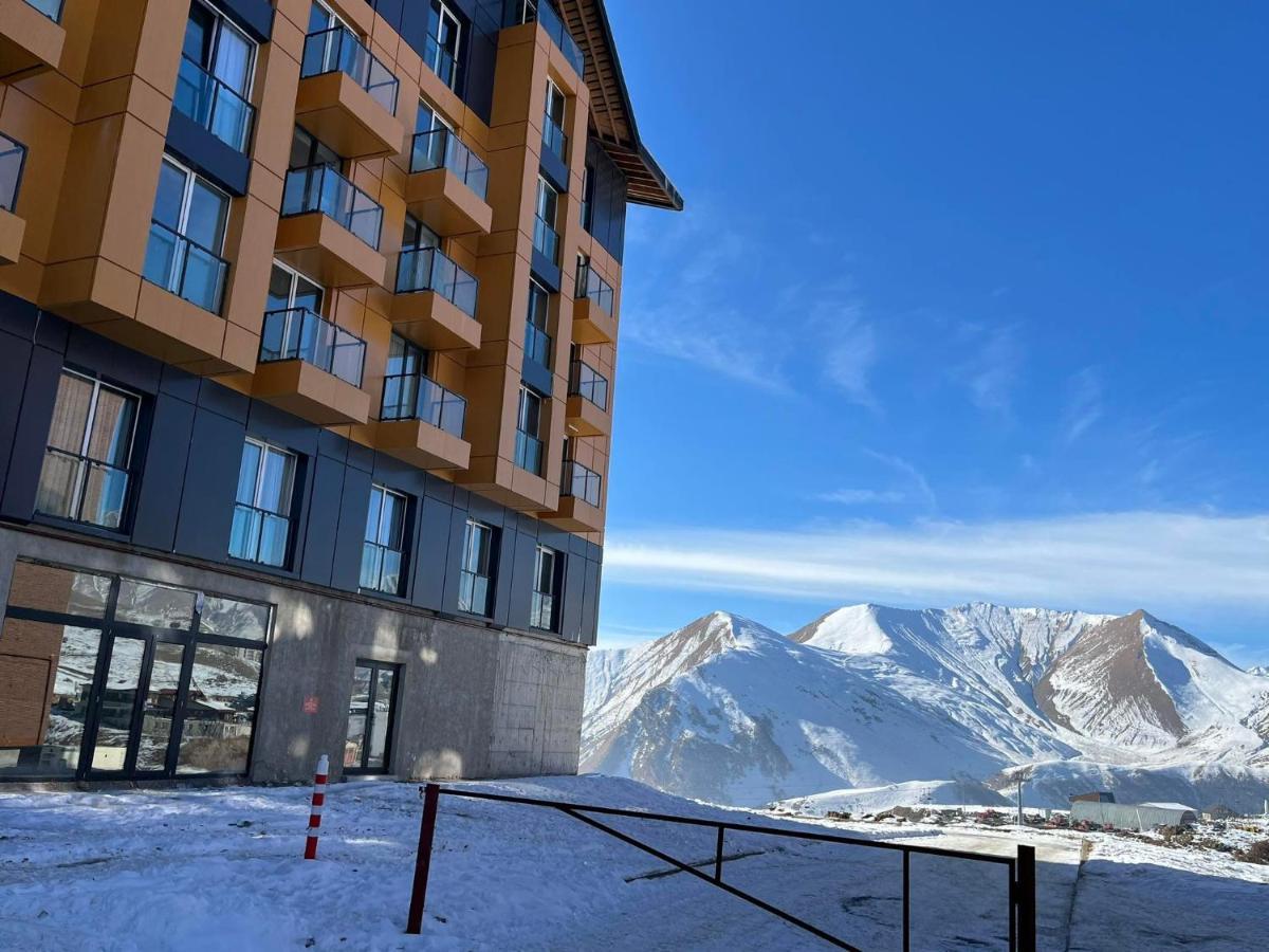 Delux Apartment Next To Ice Rink 古多里 外观 照片