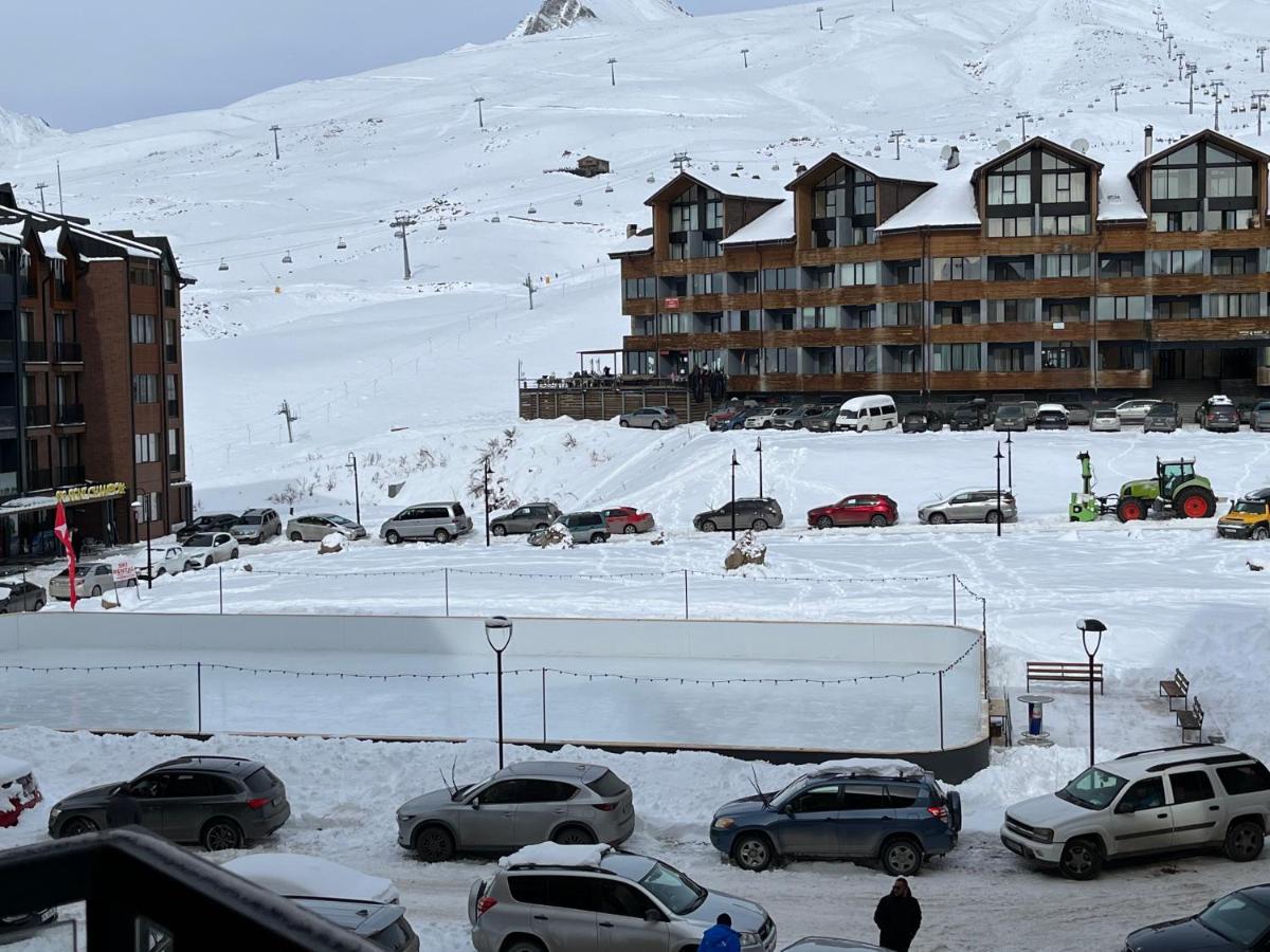 Delux Apartment Next To Ice Rink 古多里 外观 照片